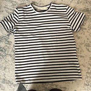 White and black striped cotton tee